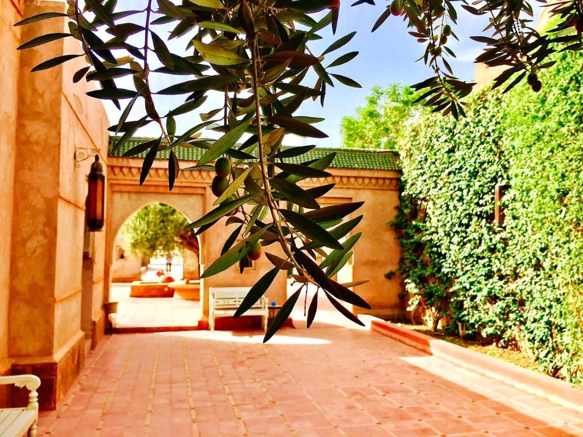 Maison d'hôtes La Maison Des Oliviers 4*
